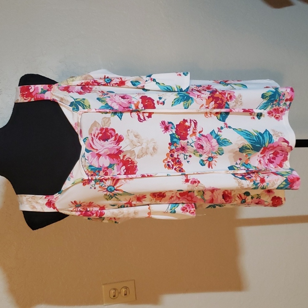 Diana Belle Floral Cold Shoulder Blouse XL